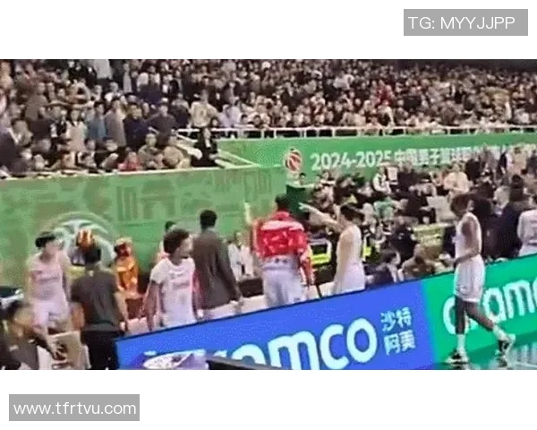 南京篮球队实力之争引发热议球迷观点碰撞激烈讨论 南京篮球队实力之争引发热议球迷观点碰撞激烈讨论