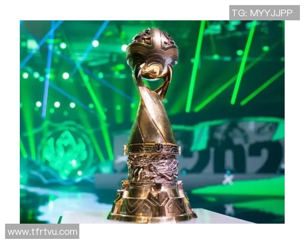 RNG战队在青年赛中以64分稳居积分榜首位,展现强劲实力 RNG战队在青年赛中以64分稳居积分榜首位,展现强劲实力