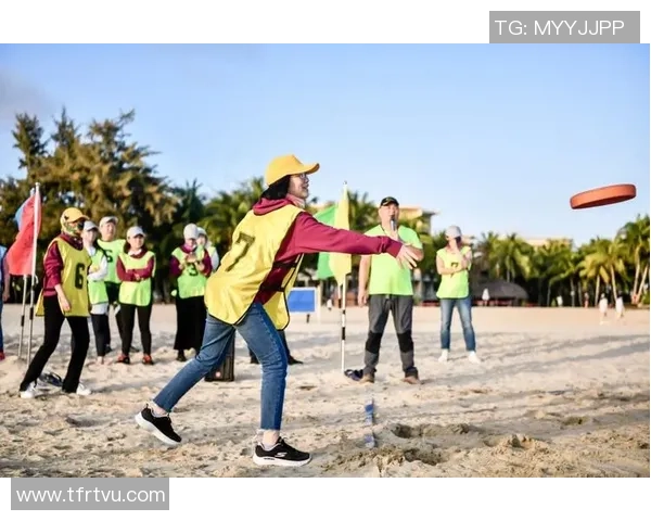 杭州飞盘队在极限运动嘉年华中的精彩表现与力量展示分析